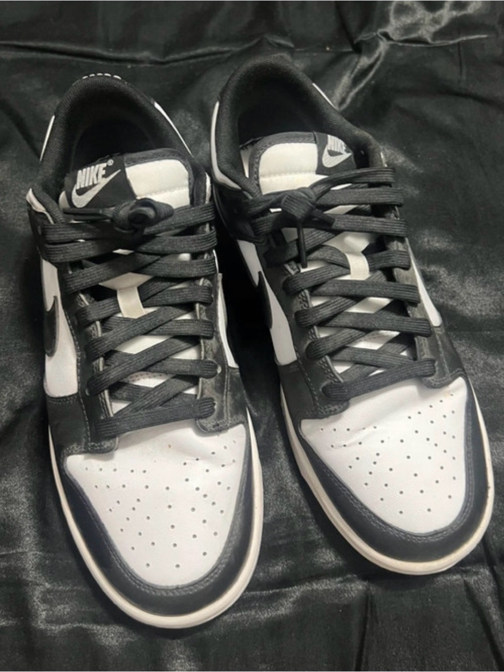 Nike Men’s Low-Top Sneakers - Black & White
